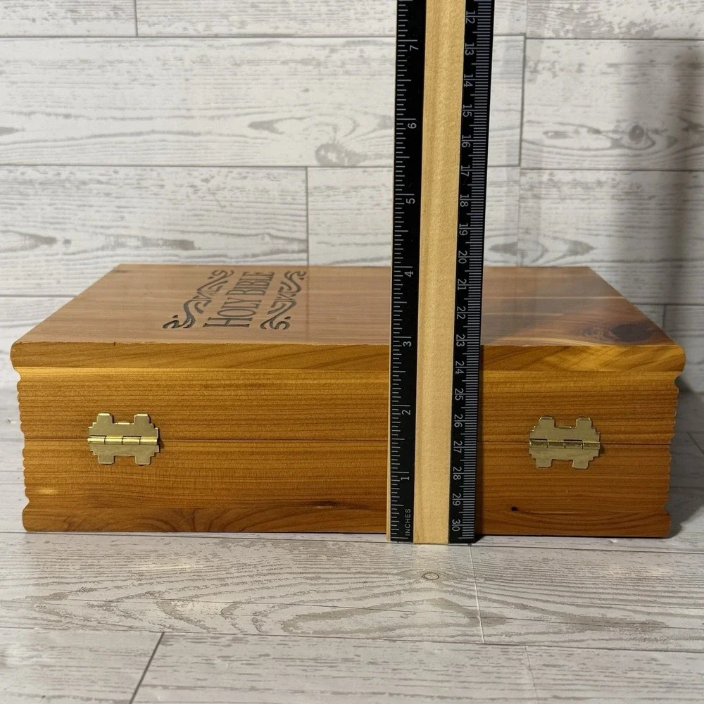 VTG Holy Bible KJV Remembrance Edition Cedar Box Case Union Made USA Local 478
